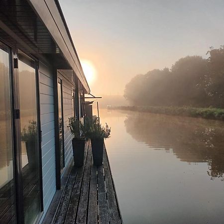 Bb De Woonboot Daire Anna Paulowna Dış mekan fotoğraf
