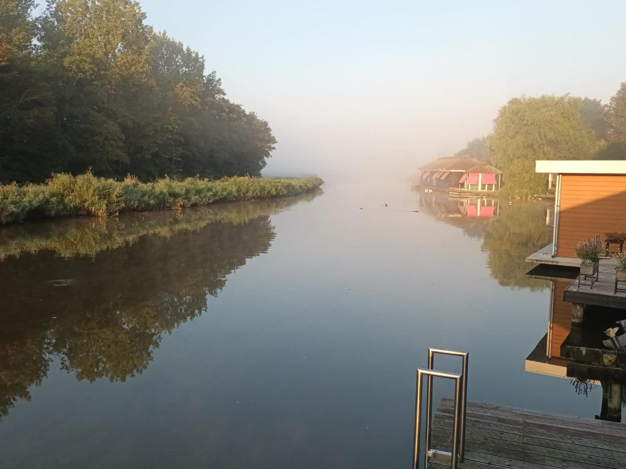 Bb De Woonboot Daire Anna Paulowna Dış mekan fotoğraf